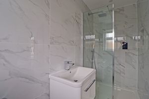 En-Suite- click for photo gallery